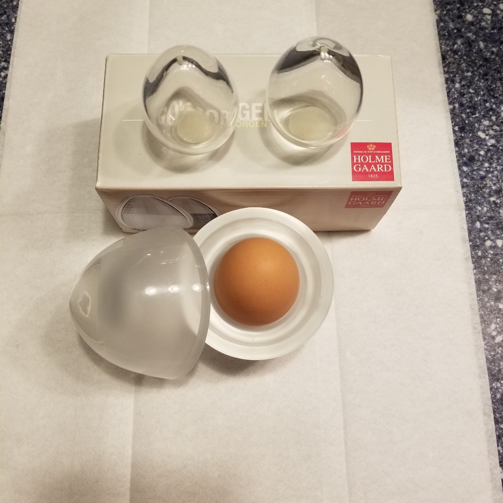HOLME GAARD Egg cup and salt/pepper shaker